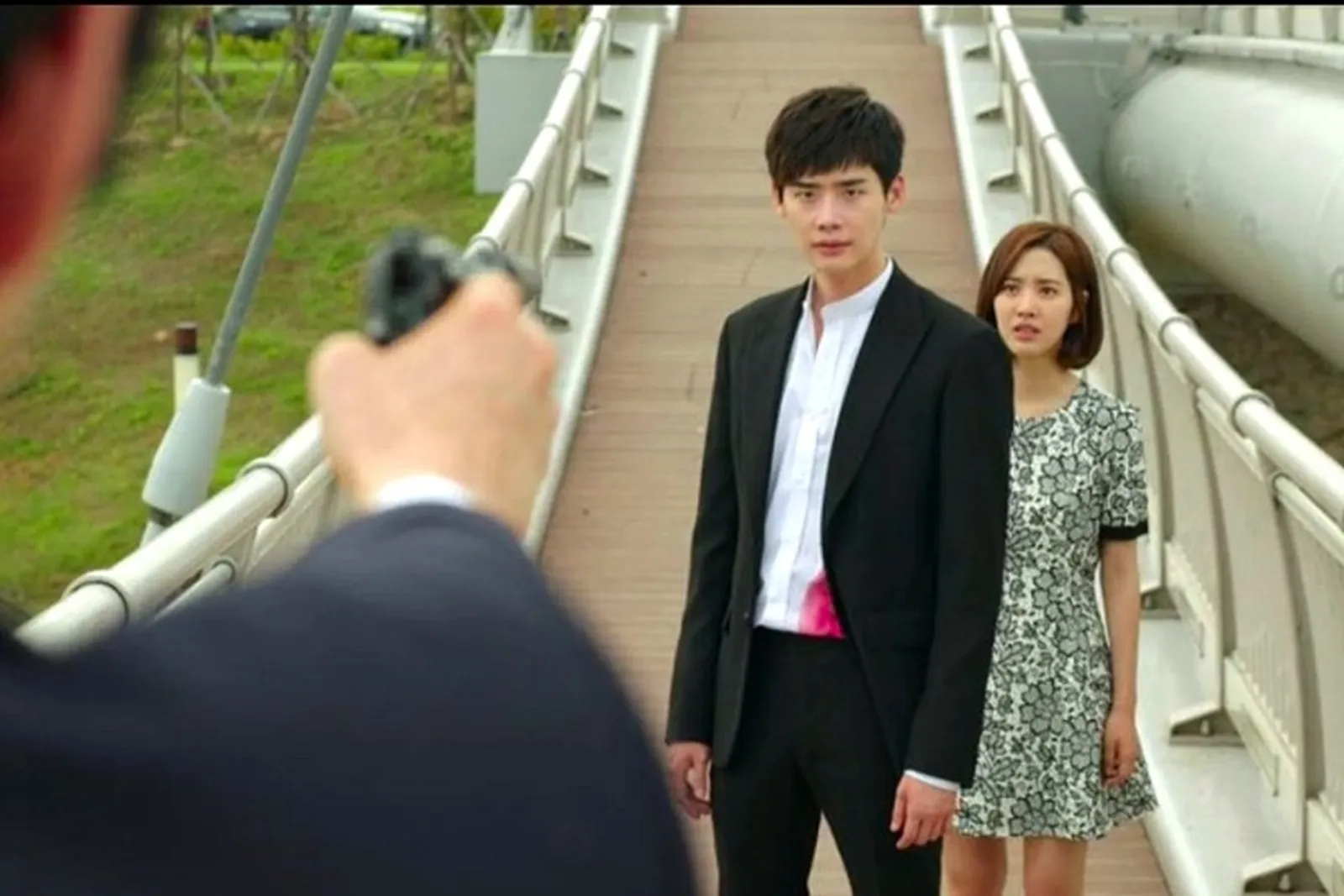 9 ‘Pasangan’ Lee Jong Suk di K-Drama, Si King of Chemistry!
