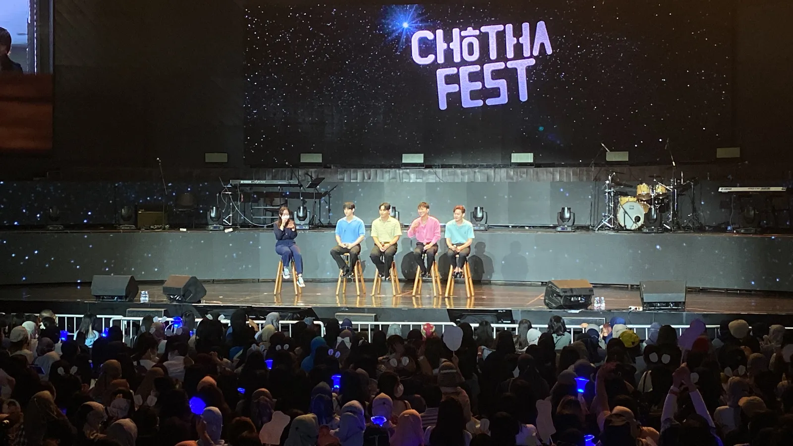 9 Chit-Chat Gaho & KAVE, Pentagon, dan BTOB di Chotha Fest 2022