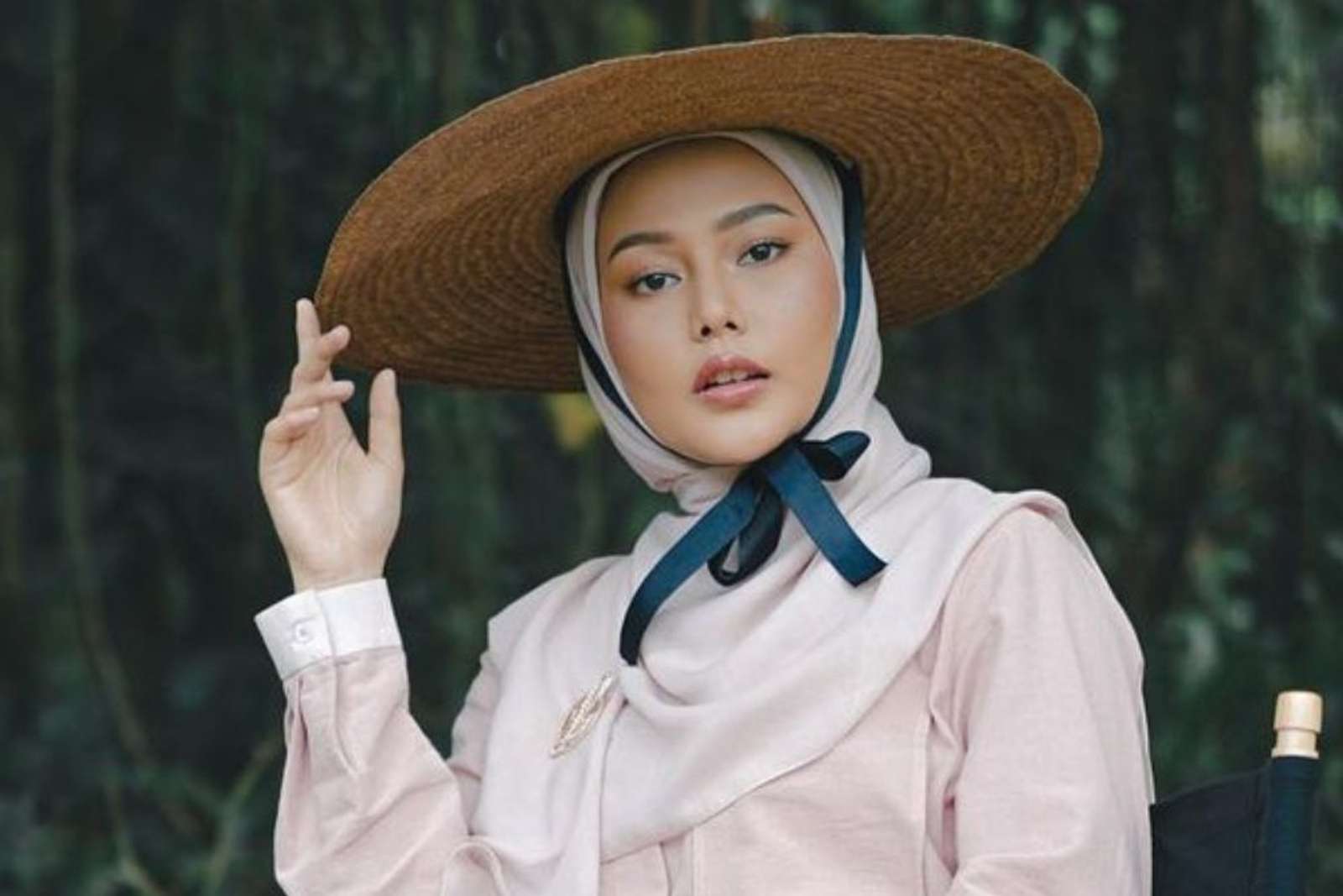 Pesona Terkini Dara Arafah yang Kian Manis Kenakan Hijab 