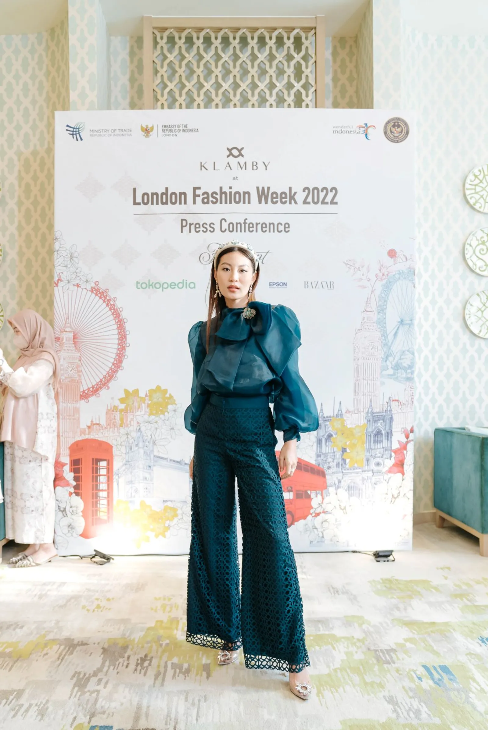 Klamby Siap Gelar Fashion Show di London Fashion Week 2022