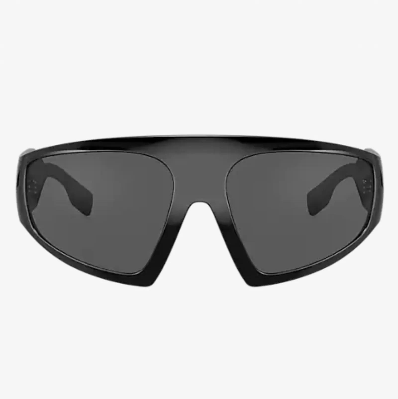 #PopbelaOOTD: Saatnya Tampil Beda dengan Sunglasses Ini!