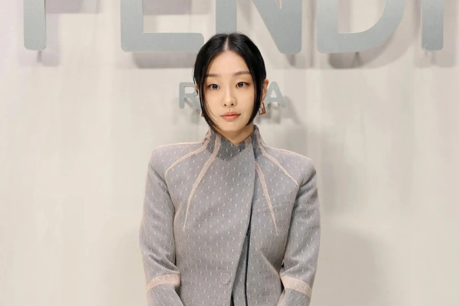 Begini Pesona Selebriti Korea yang Hadir di Milan Fashion Week 