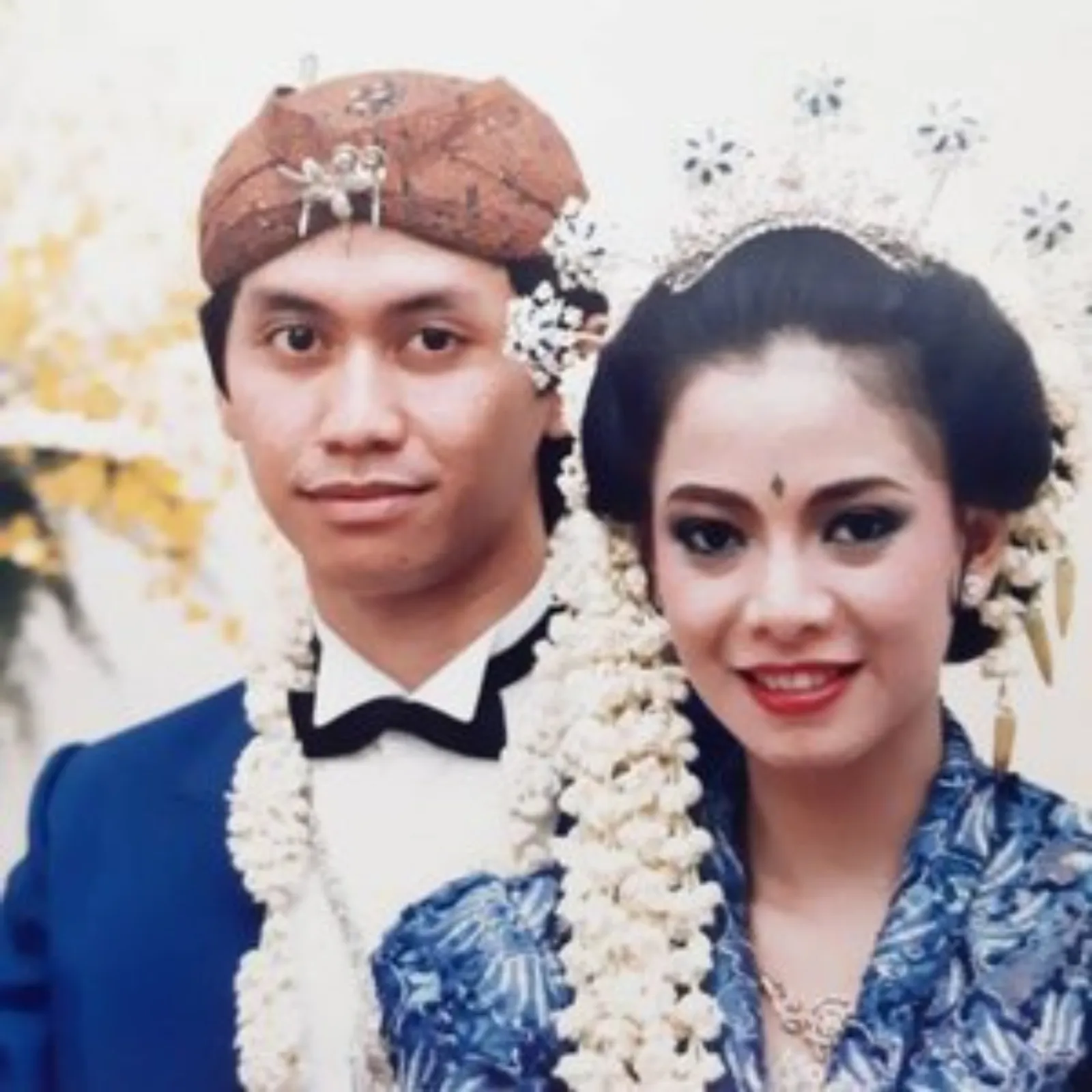 8 Potret Lawas Pernikahan Penyanyi Tanah Air, Awet dari Tahun 90-an