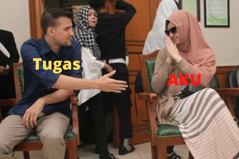 23 Meme Kocak Ini Wakili Lelahmu Terhadap Tugas yang Menumpuk