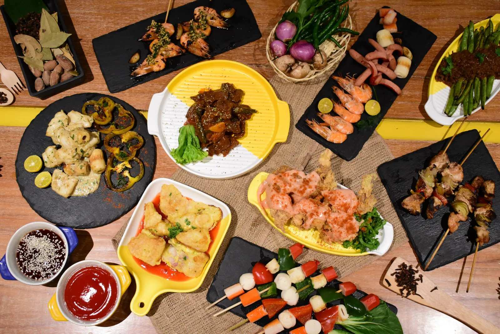 25 Rekomendasi Restoran All You Can Eat Murah di Bandung