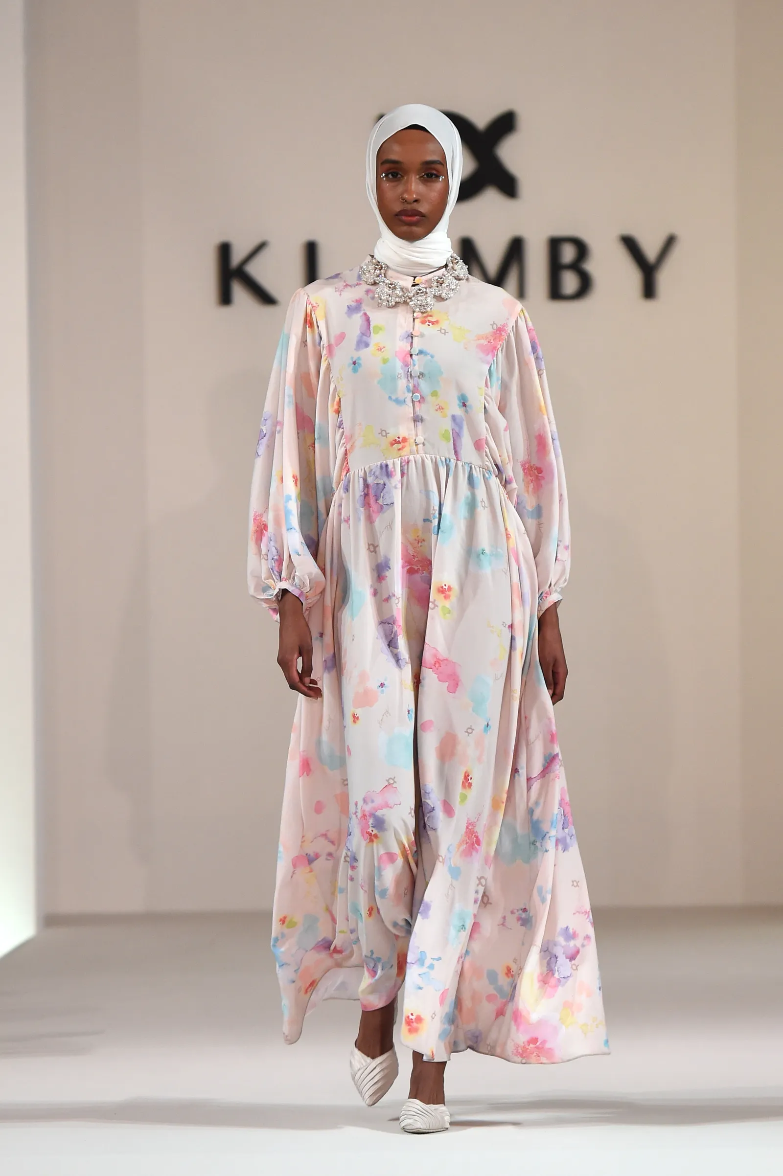Koleksi Klamby Spring/Summer 2023 di London Fashion Week