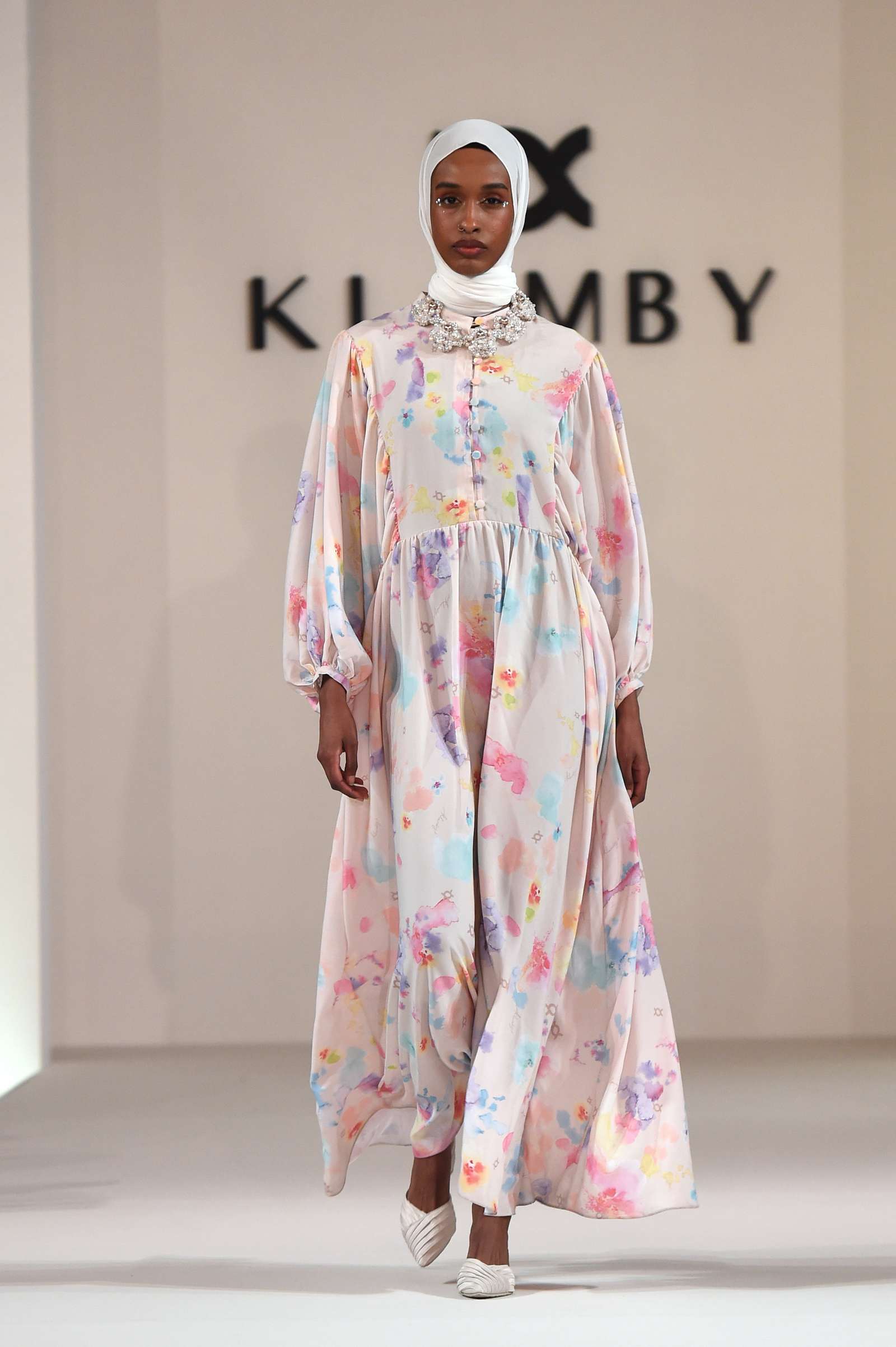 Koleksi Klamby Spring/Summer 2023 di London Fashion Week