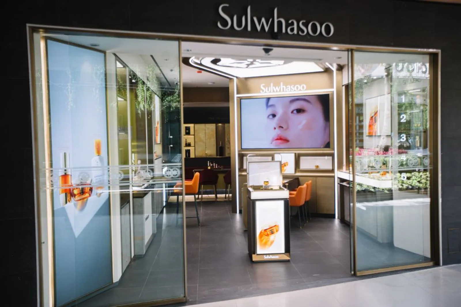 Sulwhasoo Buka Butik Store
di Beachwalk Shopping Center Bali 