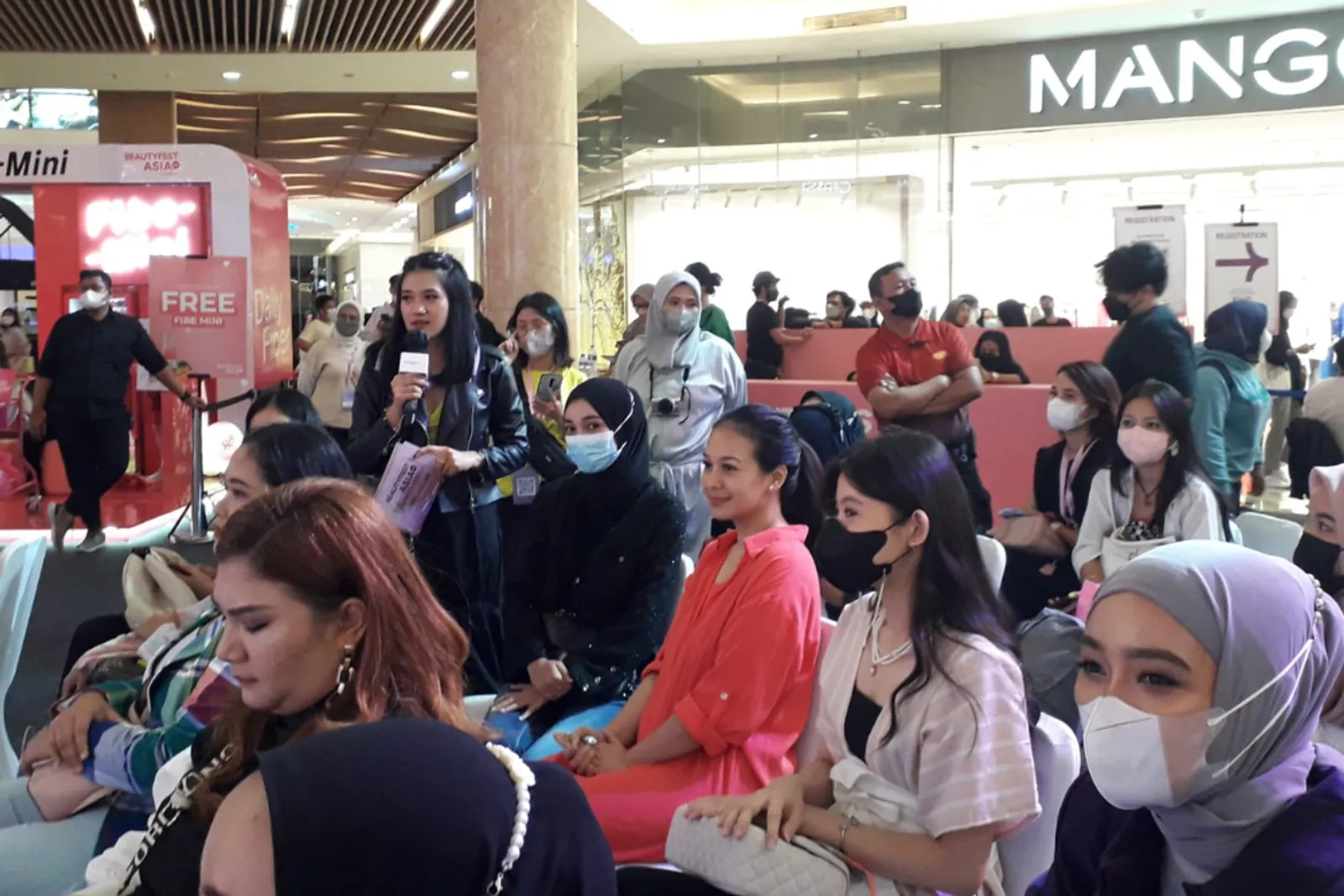 #BFA2022 Penuh Canda Tawa, Ini Keseruan Demo Makeup Bersama Hanum Mega