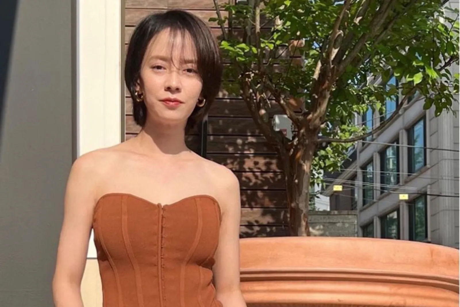 Pesona Song Ji Hyo yang Putuskan Pindah Agensi 