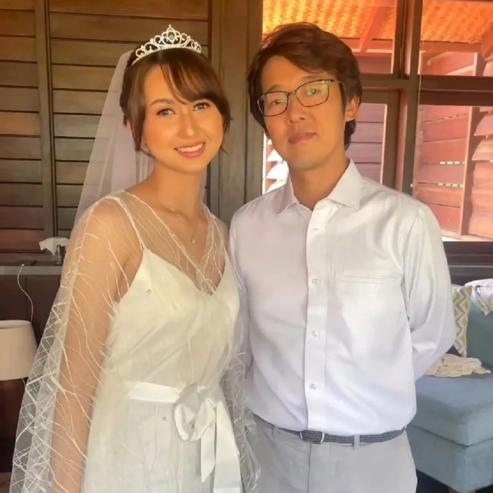 Dipersunting Lelaki Jepang, Ini 10 Potret Pernikahan Stefi Eks 'JKT48'
