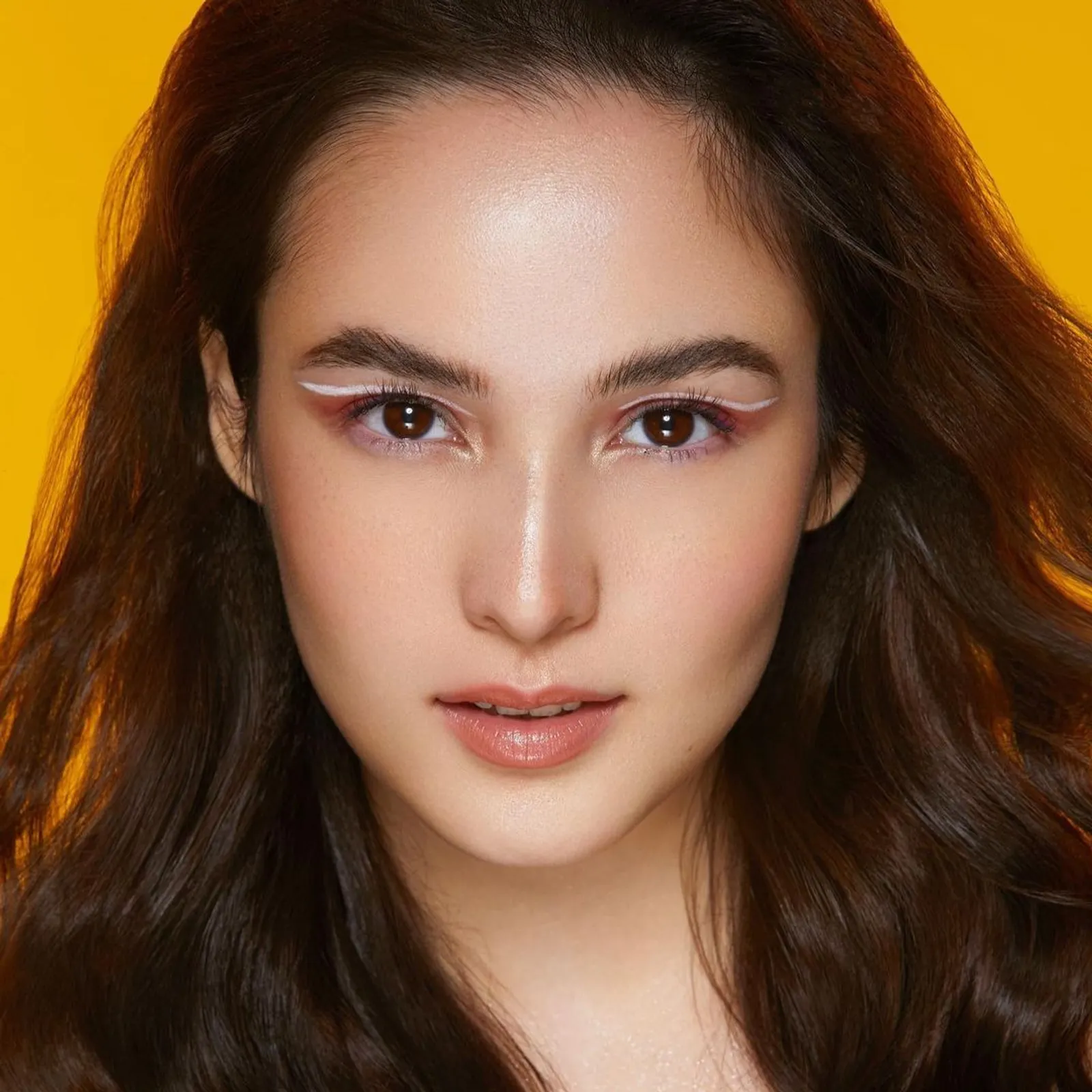 Pesona Memukau Chelsea Islan, Bikin Jatuh Hati!