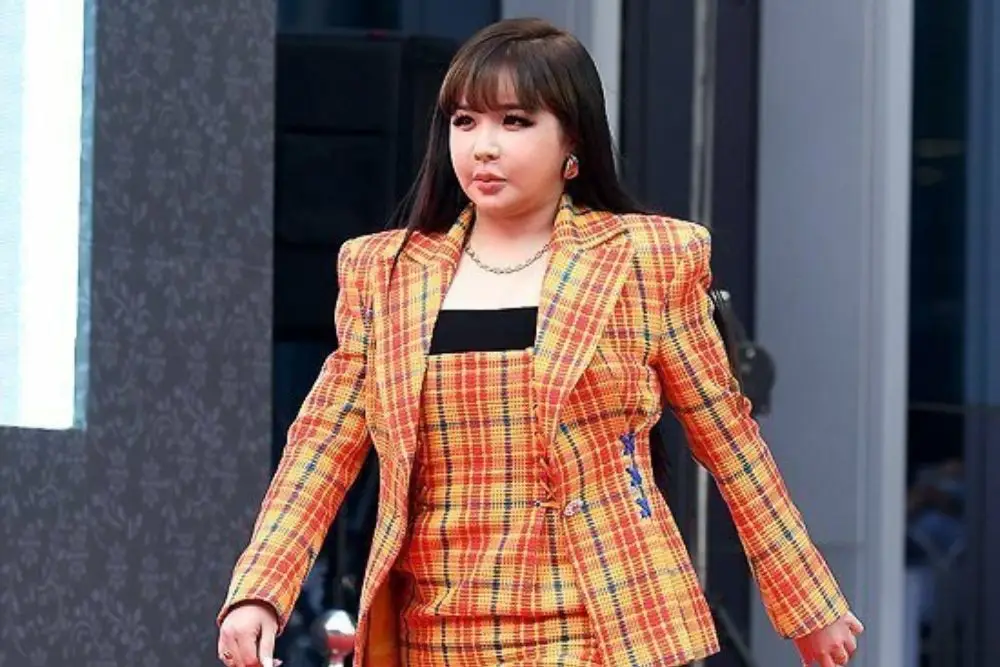 Transformasi Park Bom eks '2NE1', Potret Terbaru Bikin Kaget 