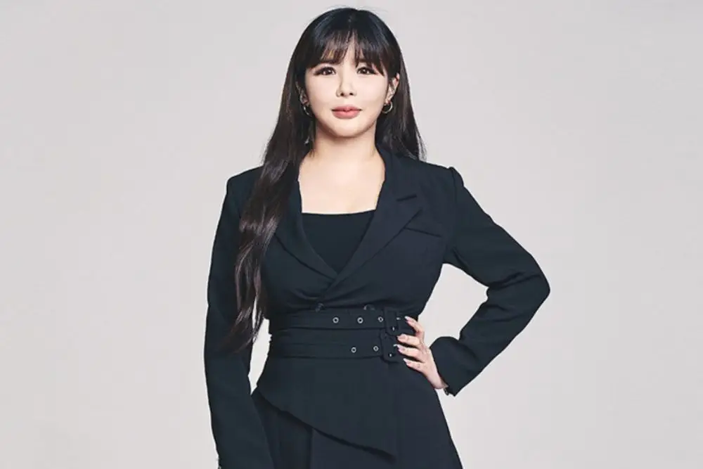 Transformasi Park Bom eks '2NE1', Potret Terbaru Bikin Kaget 