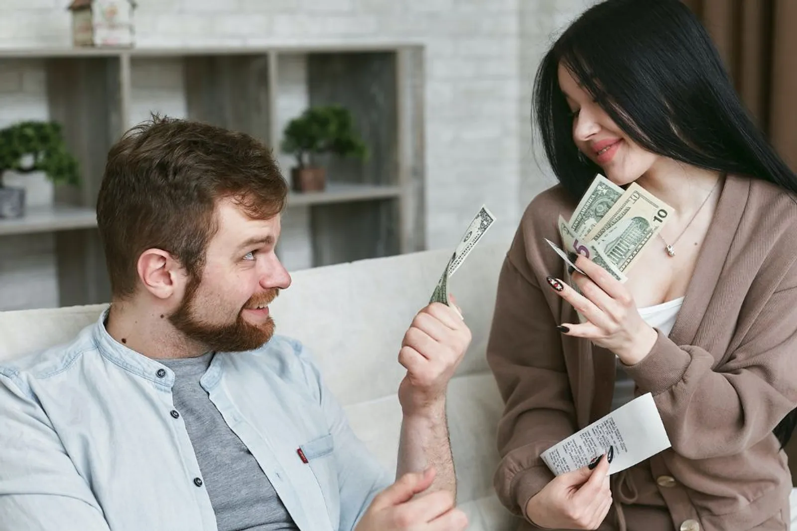 5 Tips Menjaga Hubungan Saat Resesi Datang dari Ahli Keuangan