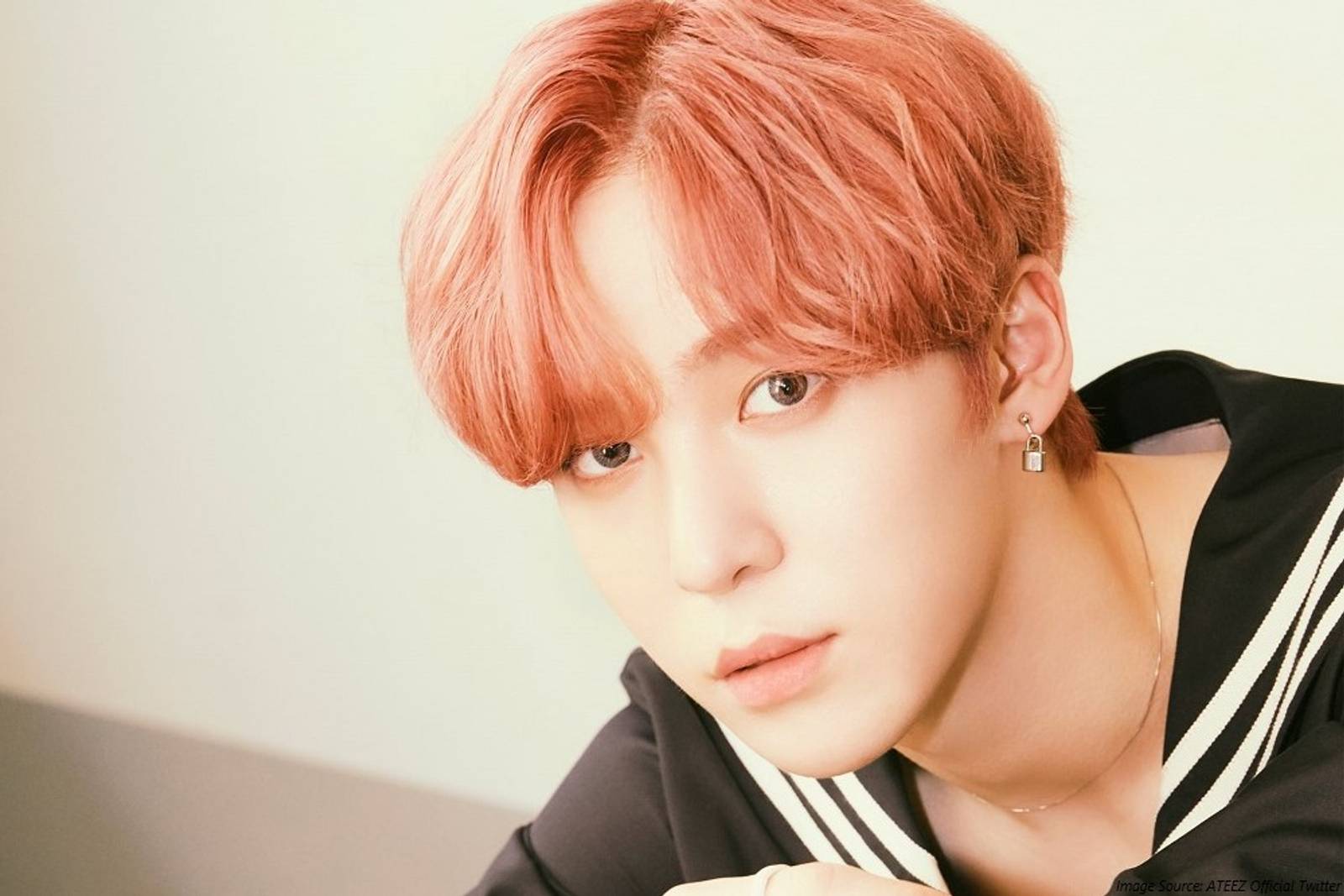 Yunho ‘ATEEZ’ Dikabarkan Berkencan, Ini 5 Buktinya