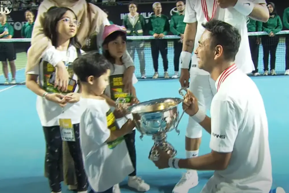 Papa Raffi Juara, Ini Potret Keseruan Tiba-Tiba Tenis by Vindes Sport