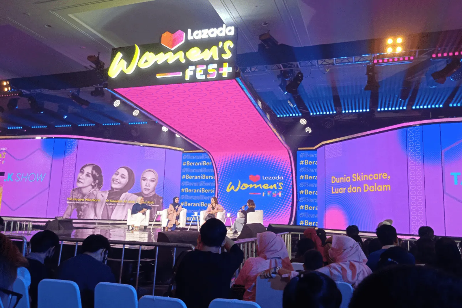 Lazada Women's Fest Day 2: Suguhan Ilmu Inspiratif dan Musik yang Seru