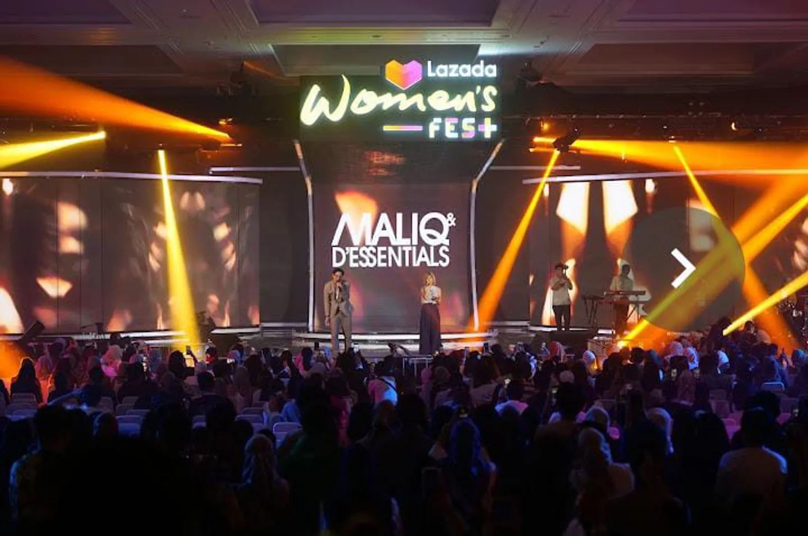 Berani Bersinar di Lazada Women's Fest Day 3 