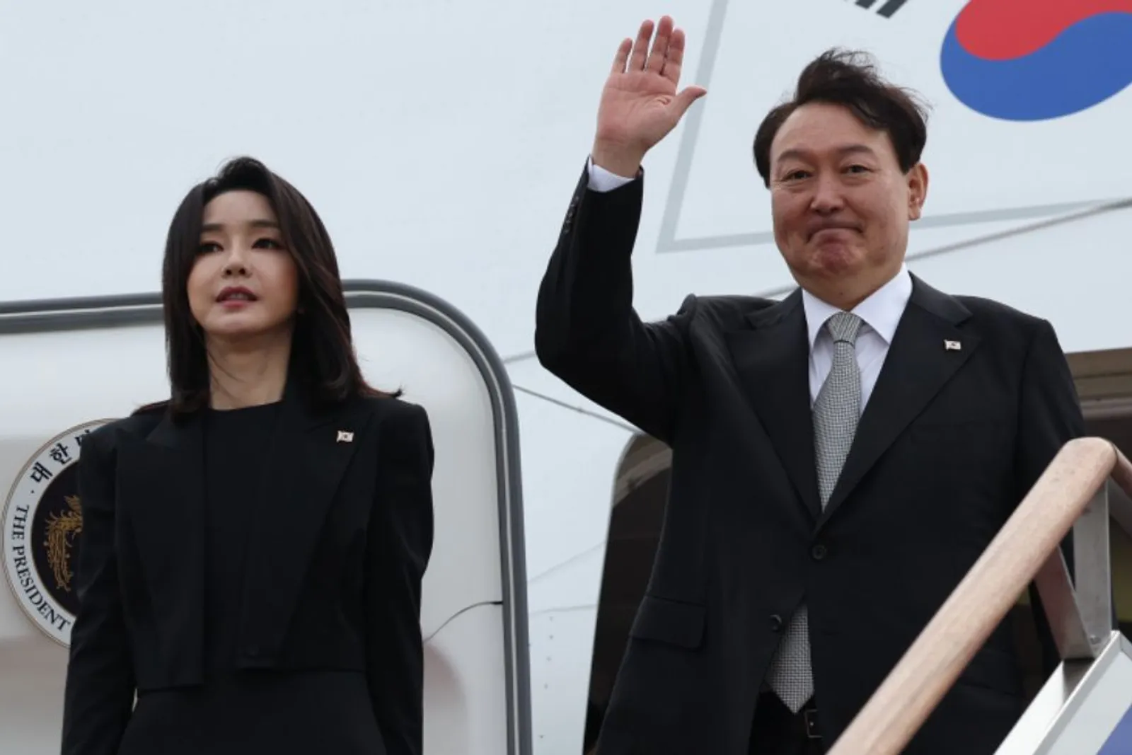 Pesona Kim Keon Hee, Istri Presiden Korea yang Tampil Bak Idol 