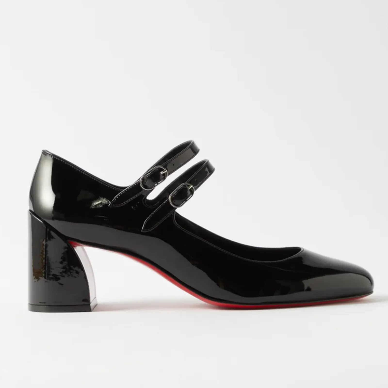 #PopbelaOOTD: Ciptakan Kesan Feminin Pada OOTD Pakai Mary Jane Shoes