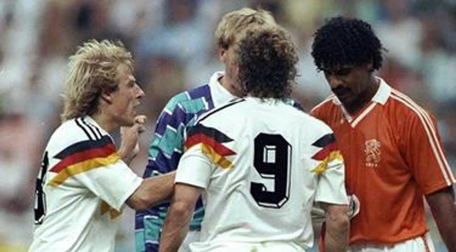 10 Momen Kontroversi Sepanjang Sejarah Piala Dunia