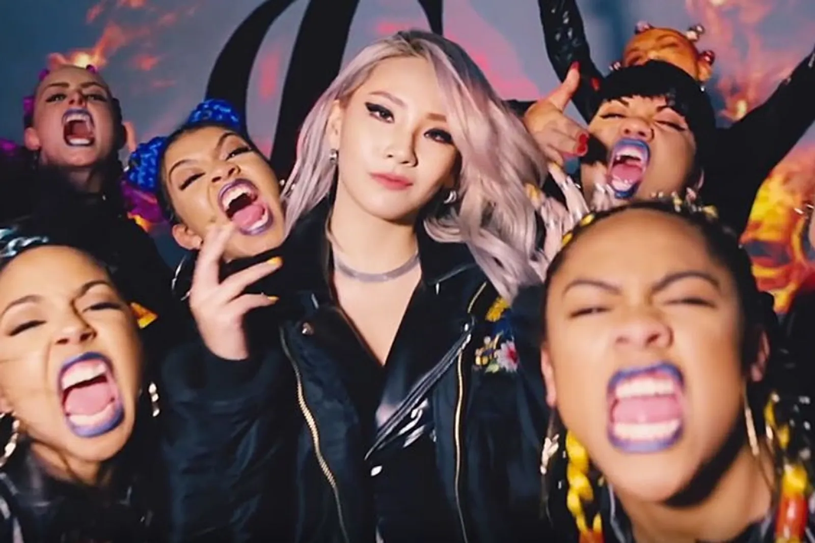 6 MV K-Pop dengan Rating 19+, Ada Adegan Panasnya!