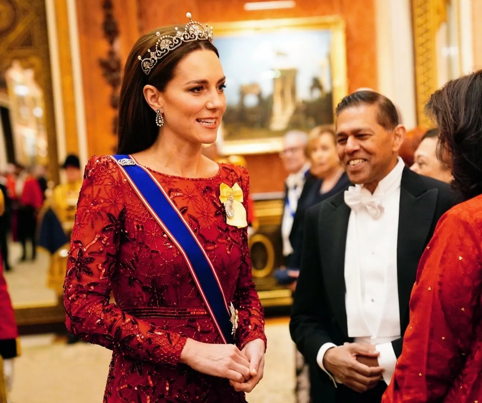 Intip Gaya Elegan Kate Middleton Pakai Aksesori Favorit Putri Margaret