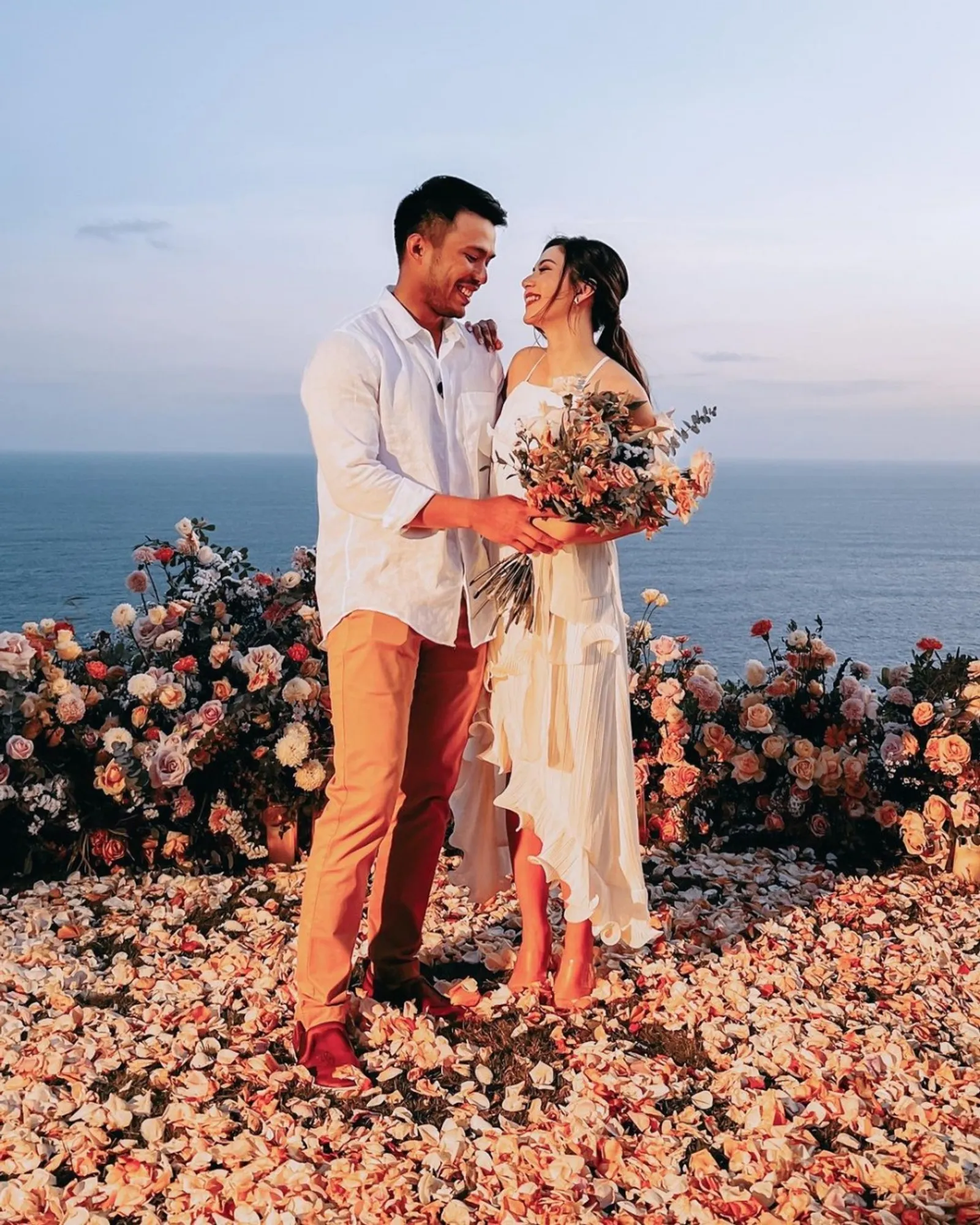 Sudah Lamaran, 8 Pasangan Artis Ini Siap Menikah di Tahun 2023