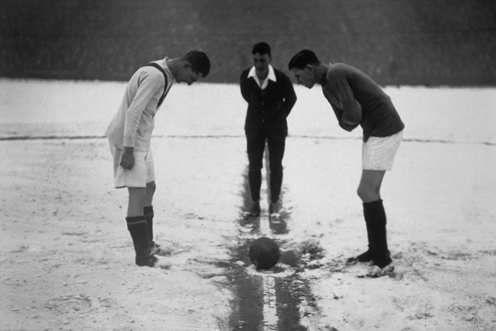 25 Foto-Foto Paling Ikonik & Bersejarah dalam Sepak Bola Dunia