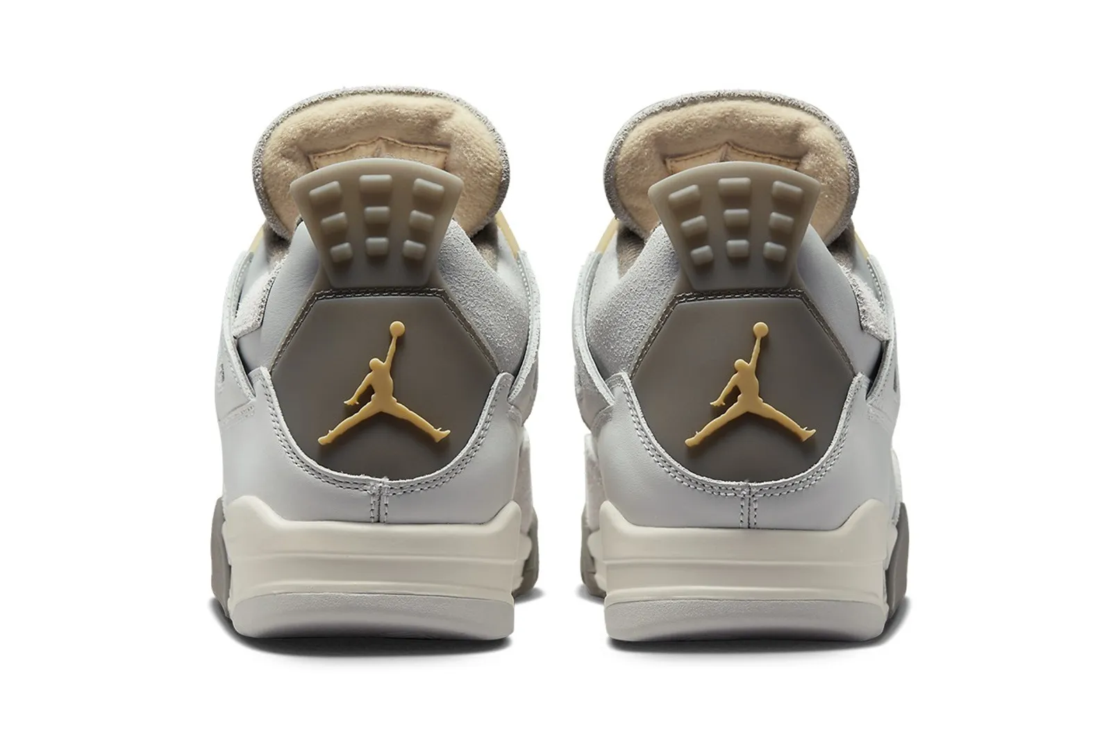 Intip Detail Sneaker Air Jordan 4 SE Craft 'Photon Dust'