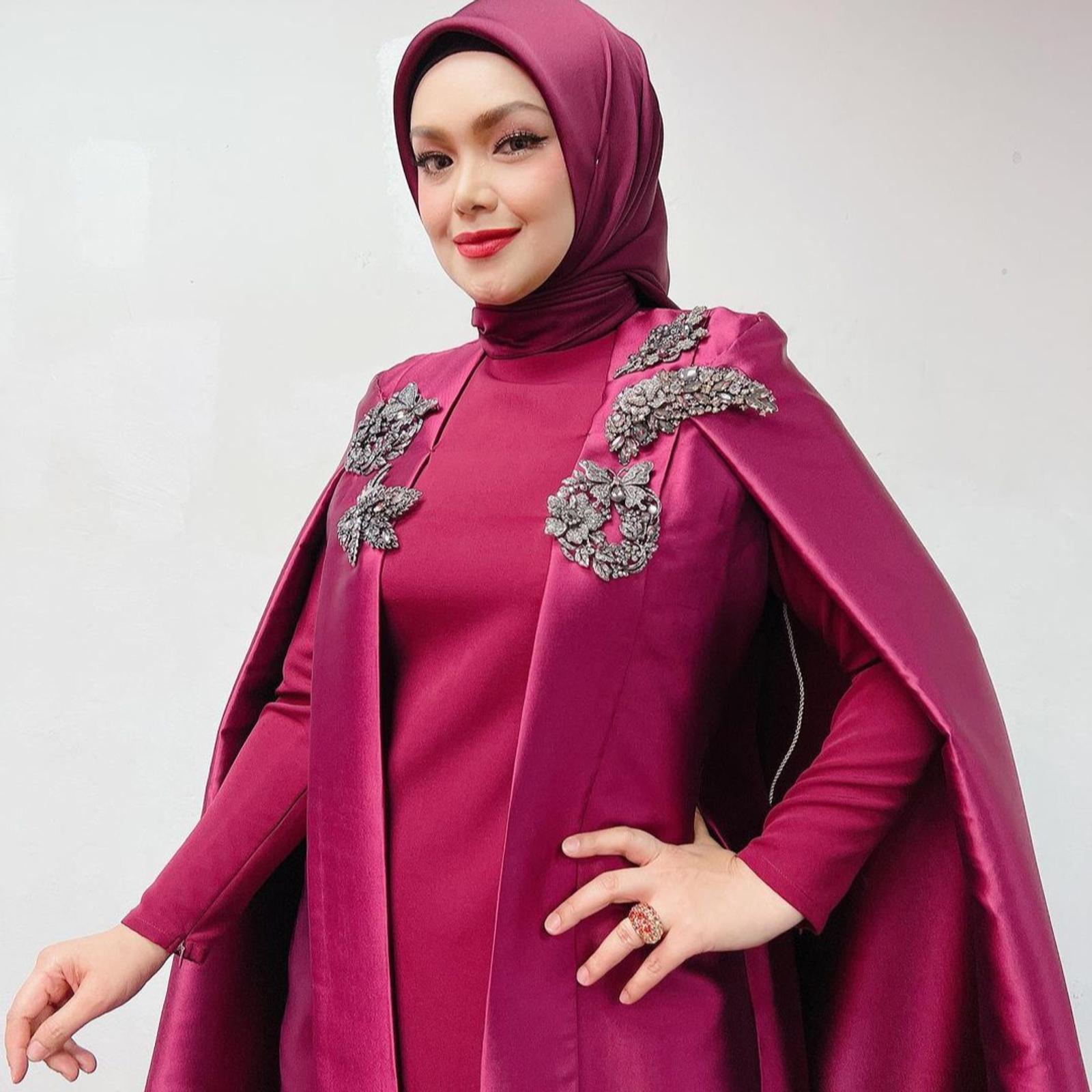 Pesona Menawan Siti Nurhaliza yang Nggak Bisa Dilupakan 