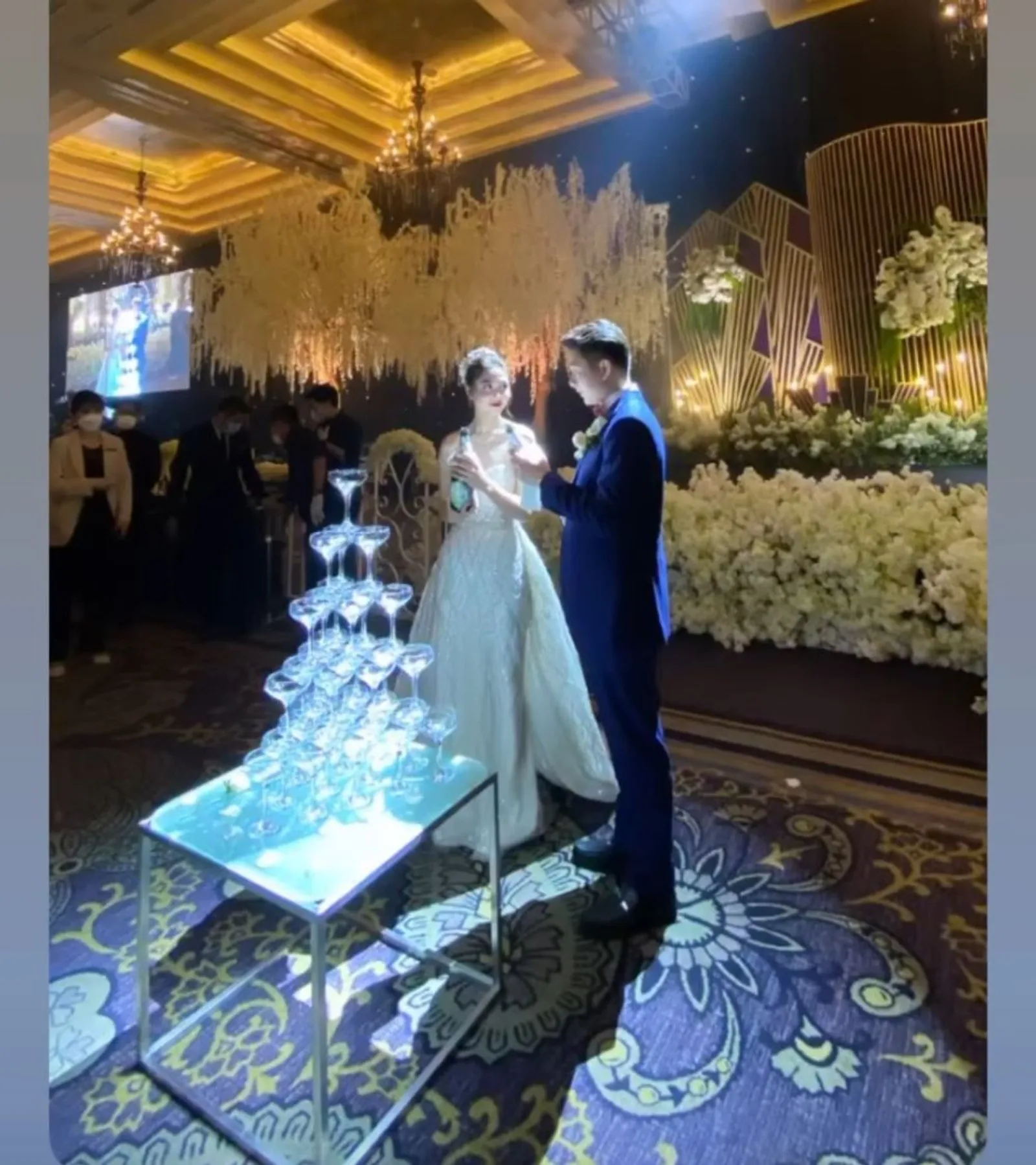 Romantis! 10 Potret Pernikahan Jessica Veranda Eks 'JKT48' & Suami