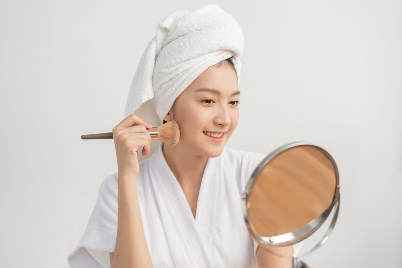 Auto Cerah! 4 Rekomendasi untuk Skincare Routine Kamu