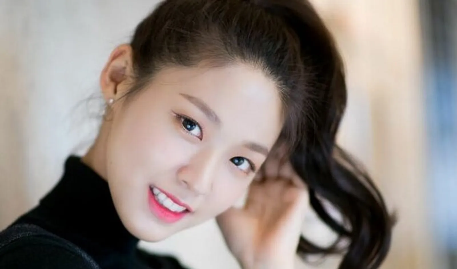 6 Fakta Unik Seolhyun ex-AOA, Lee Yeo Reum di Drama 'Summer Strike'