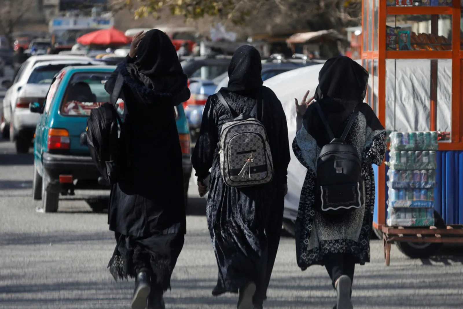 5 Peraturan Taliban Terhadap Perempuan Afganistan yang Bikin Miris