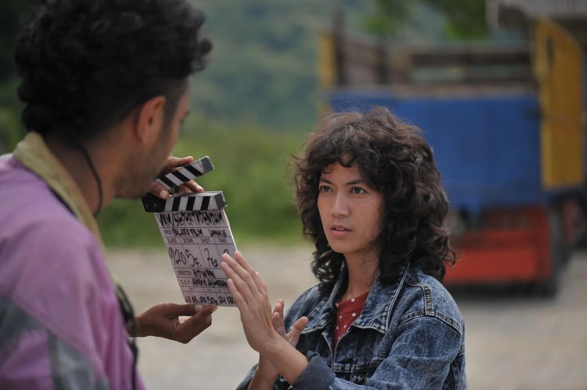 12 Aktris Indonesia Berani Lakukan Adegan Ranjang dalam Film & Series