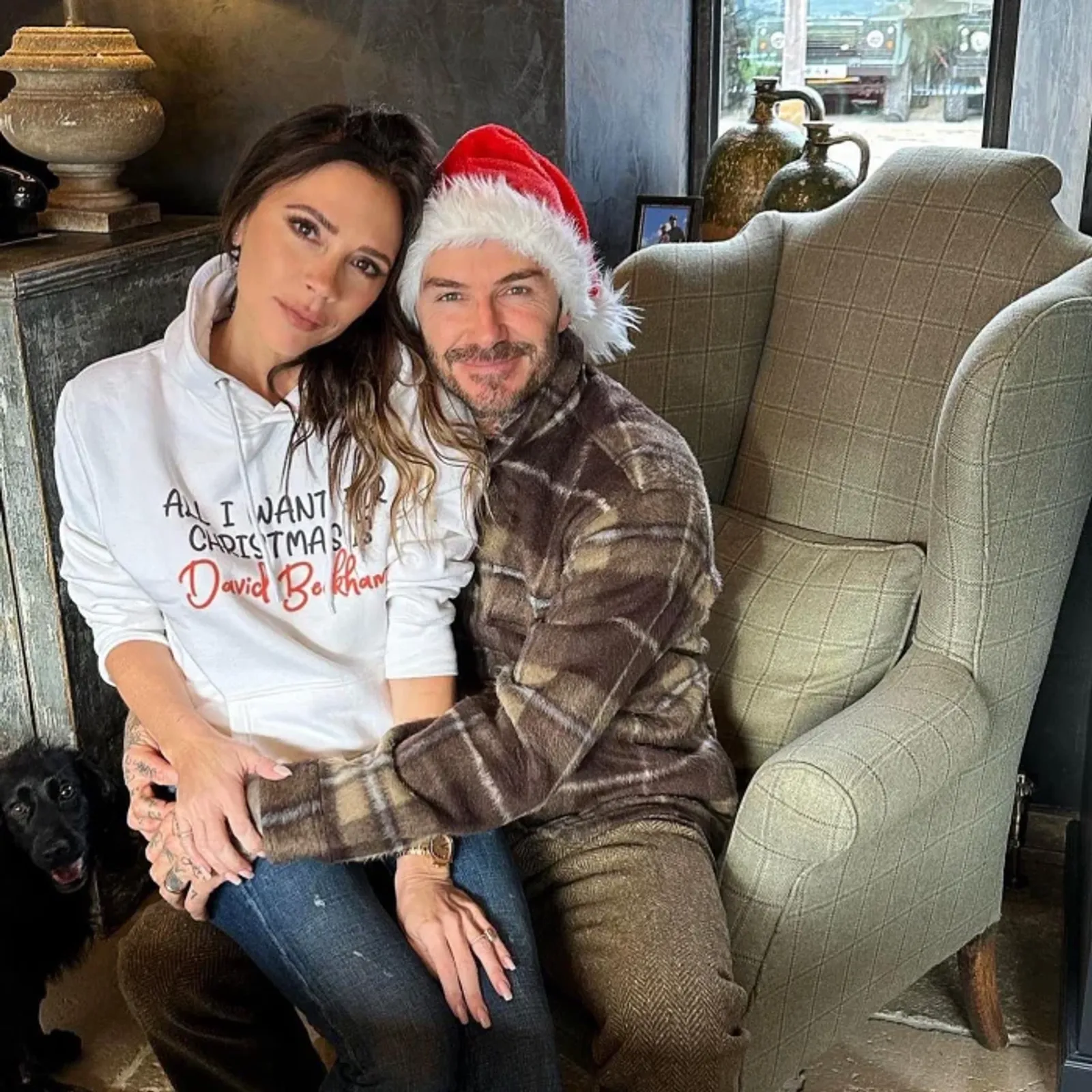 Potret Kebersamaan 7 Pasangan Seleb Hollywood Saat Rayakan Natal 2022