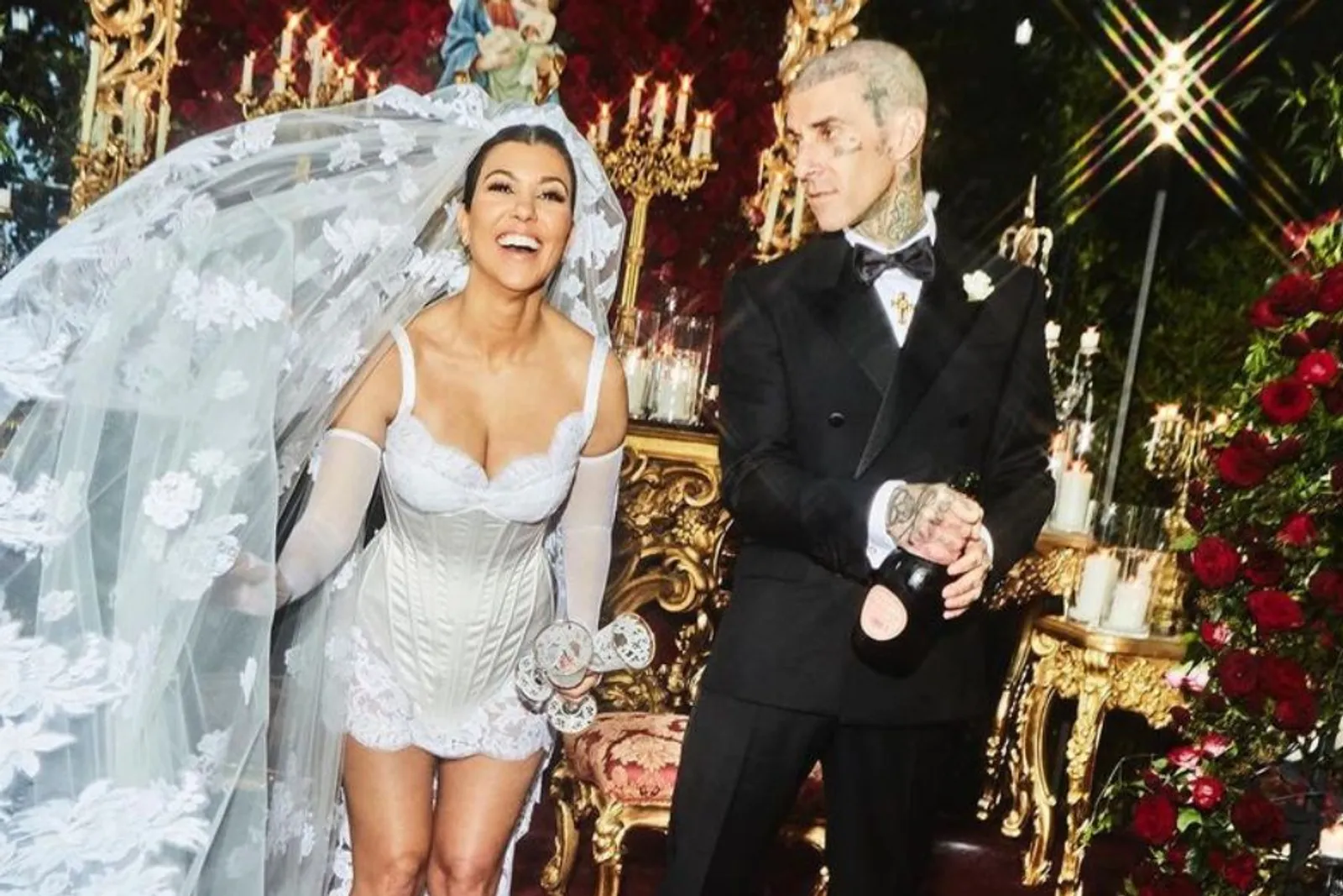 Pesona Paling Memikat Artis Hollywood Saat Menikah di Tahun 2022 