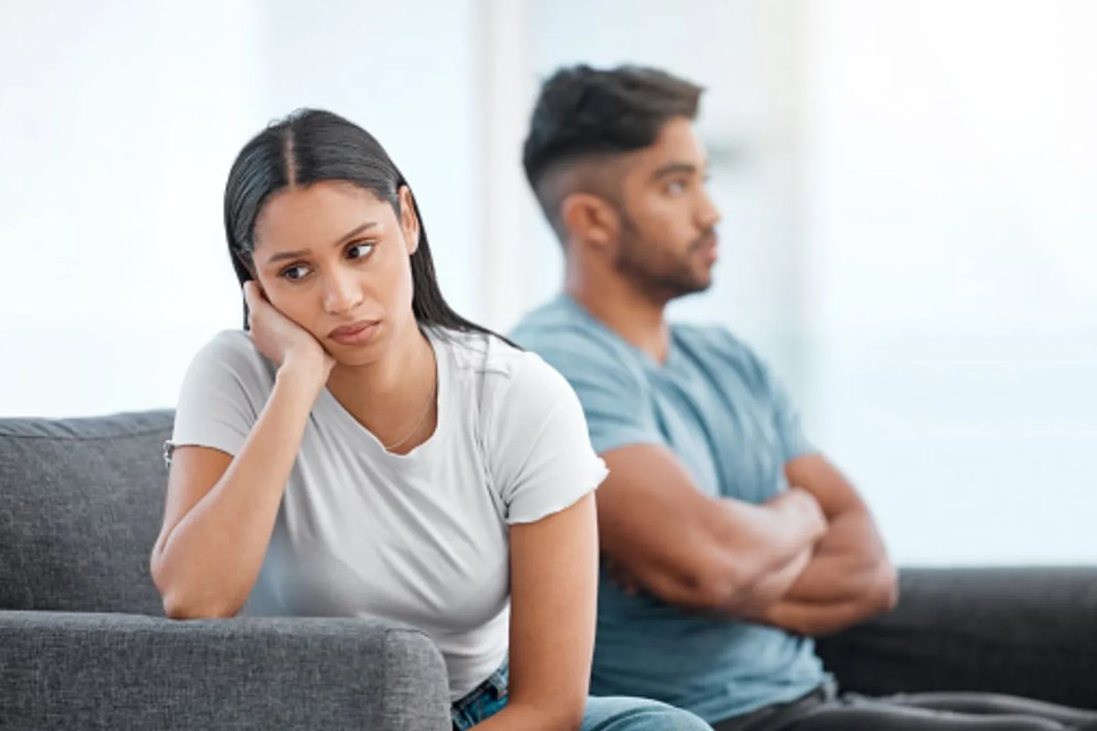 6 Efek Negatif Relationship OCD, Selalu Ragu pada Hubungannya