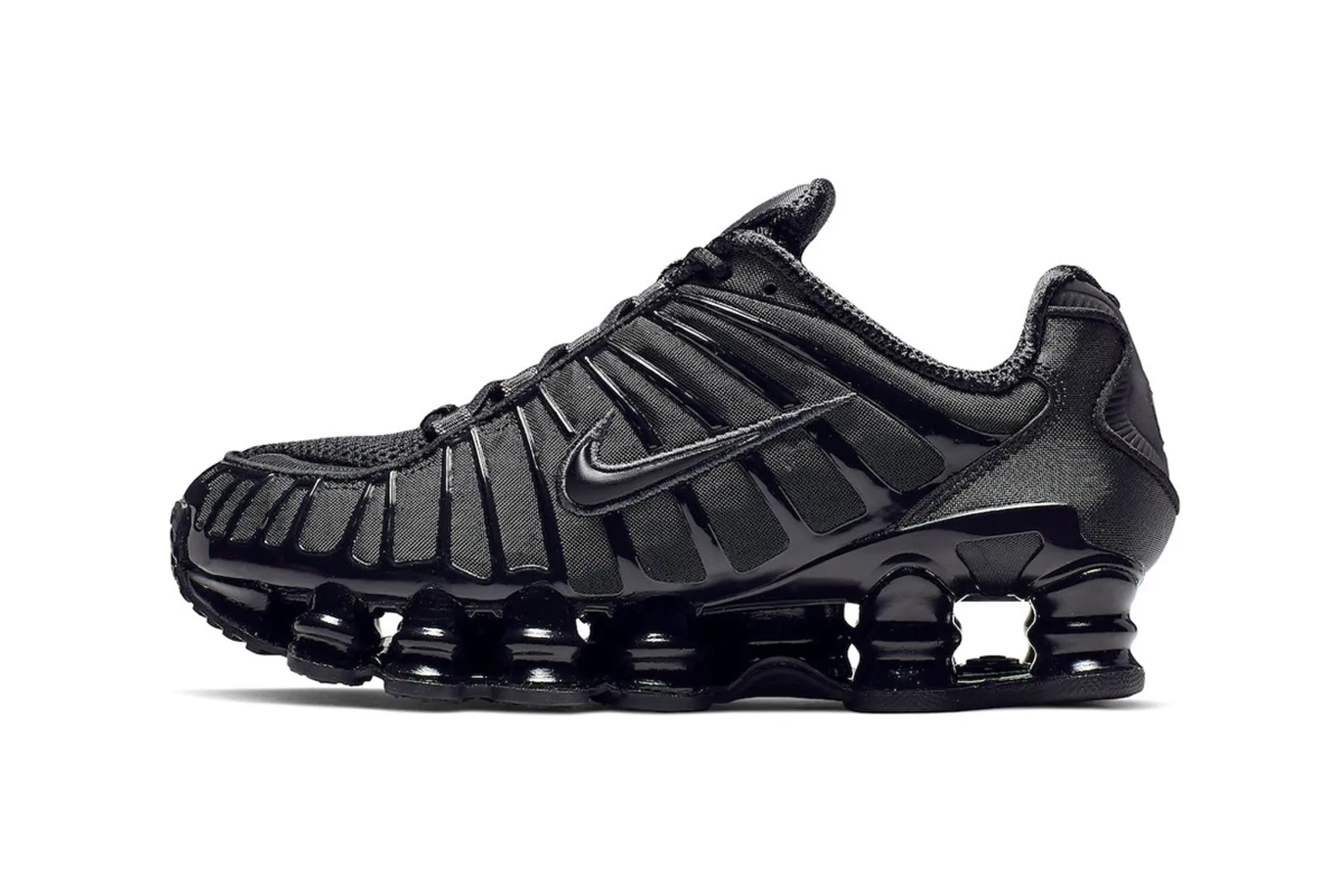 Nike Shox TL Kembali Lagi dengan Warna 'Black' dan 'White'