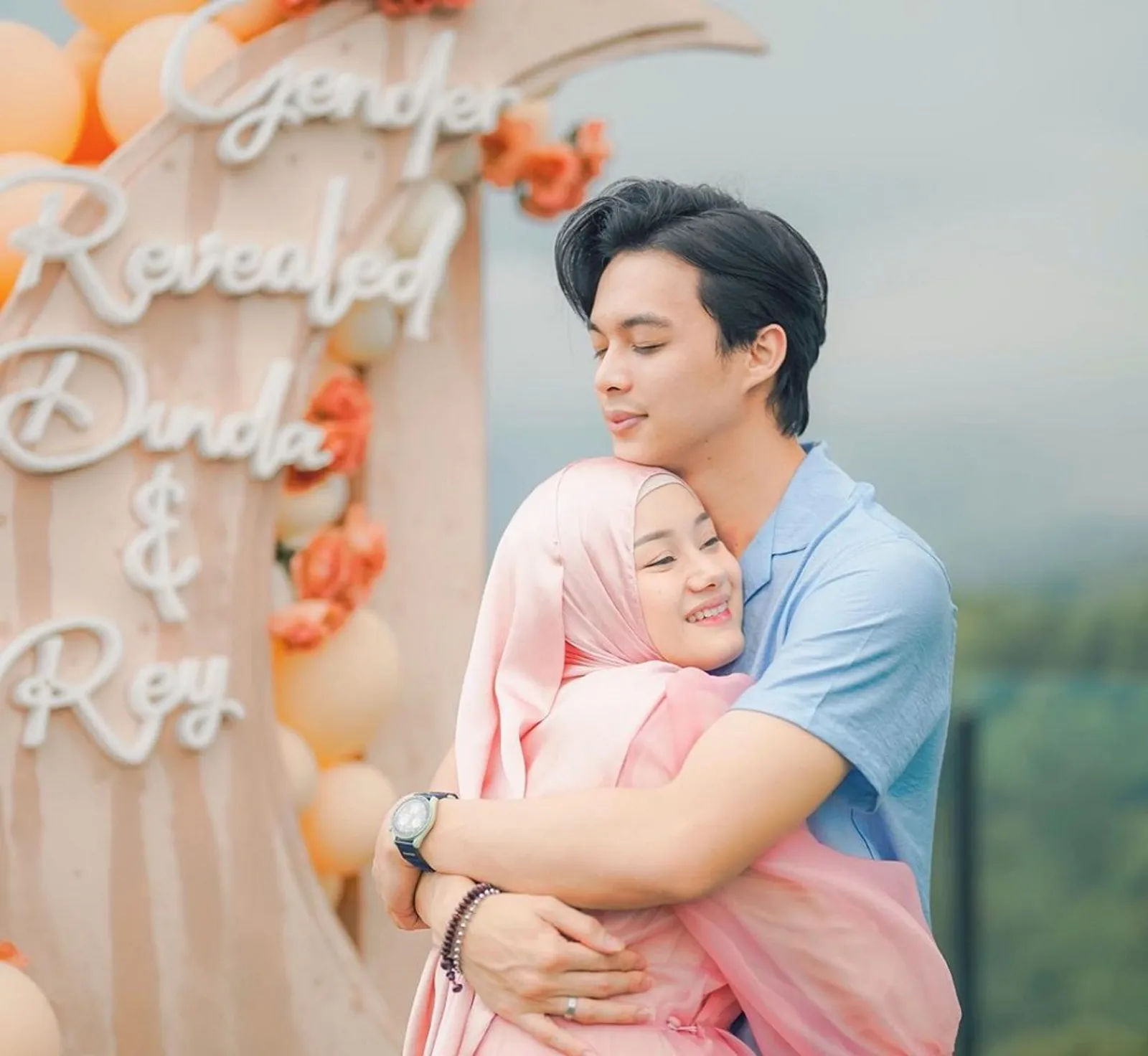 9 Momen Gender Reveal Anak Kedua Dinda Hauw dan Rey Mbayang