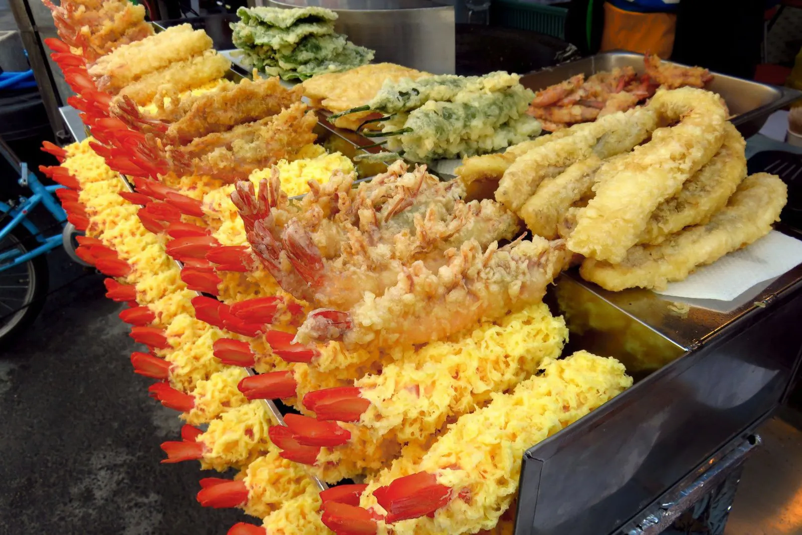 13 Street Food yang Wajib Kamu Coba di Myeongdong, Korea Selatan