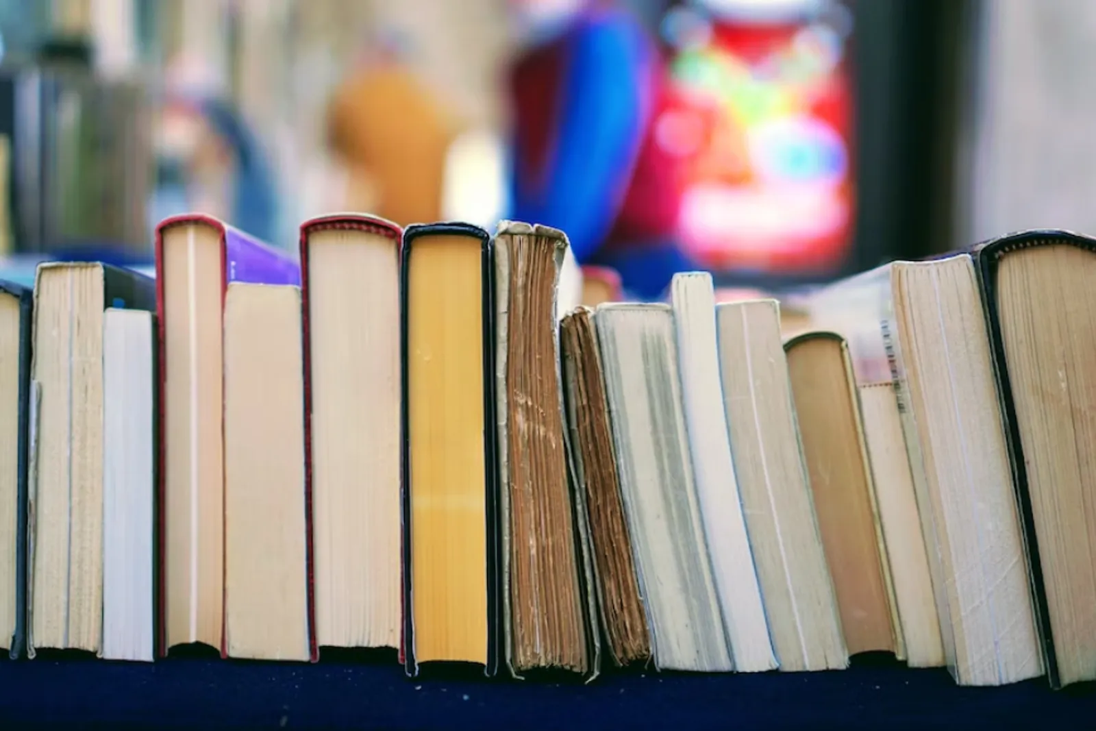 Contoh Resensi Buku Nonfiksi dan Caranya yang Mudah Dipahami