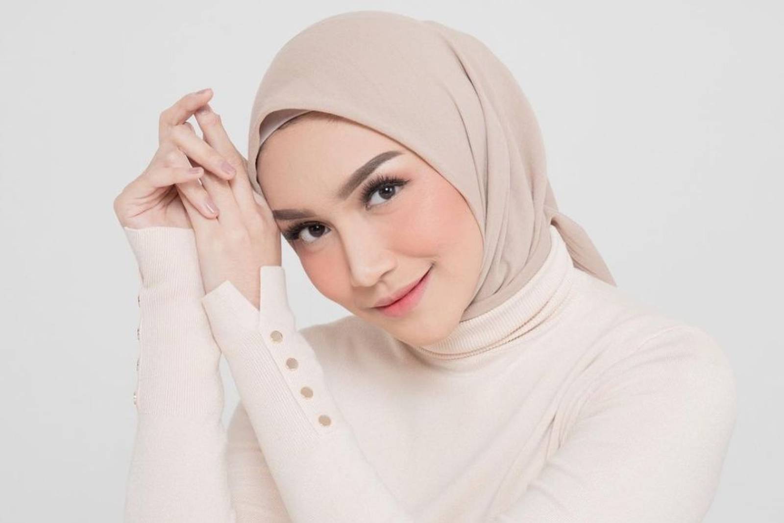 Potret Manis Melody Prima, Artis Sinetron yang Tiba-Tiba Bercerai 