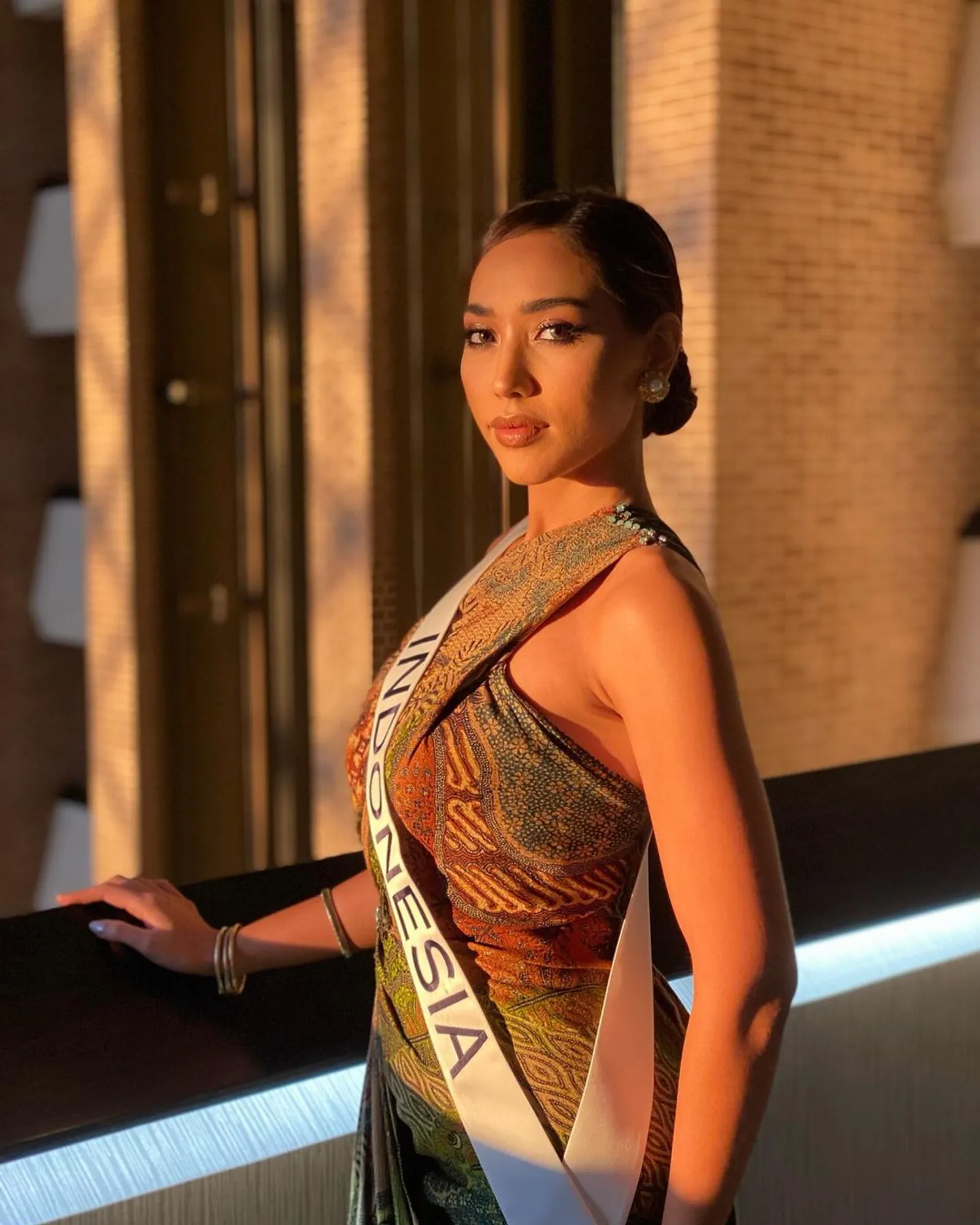 Profil Laksmi De Neefe, Perwakilan Indonesia di Miss Universe 2022