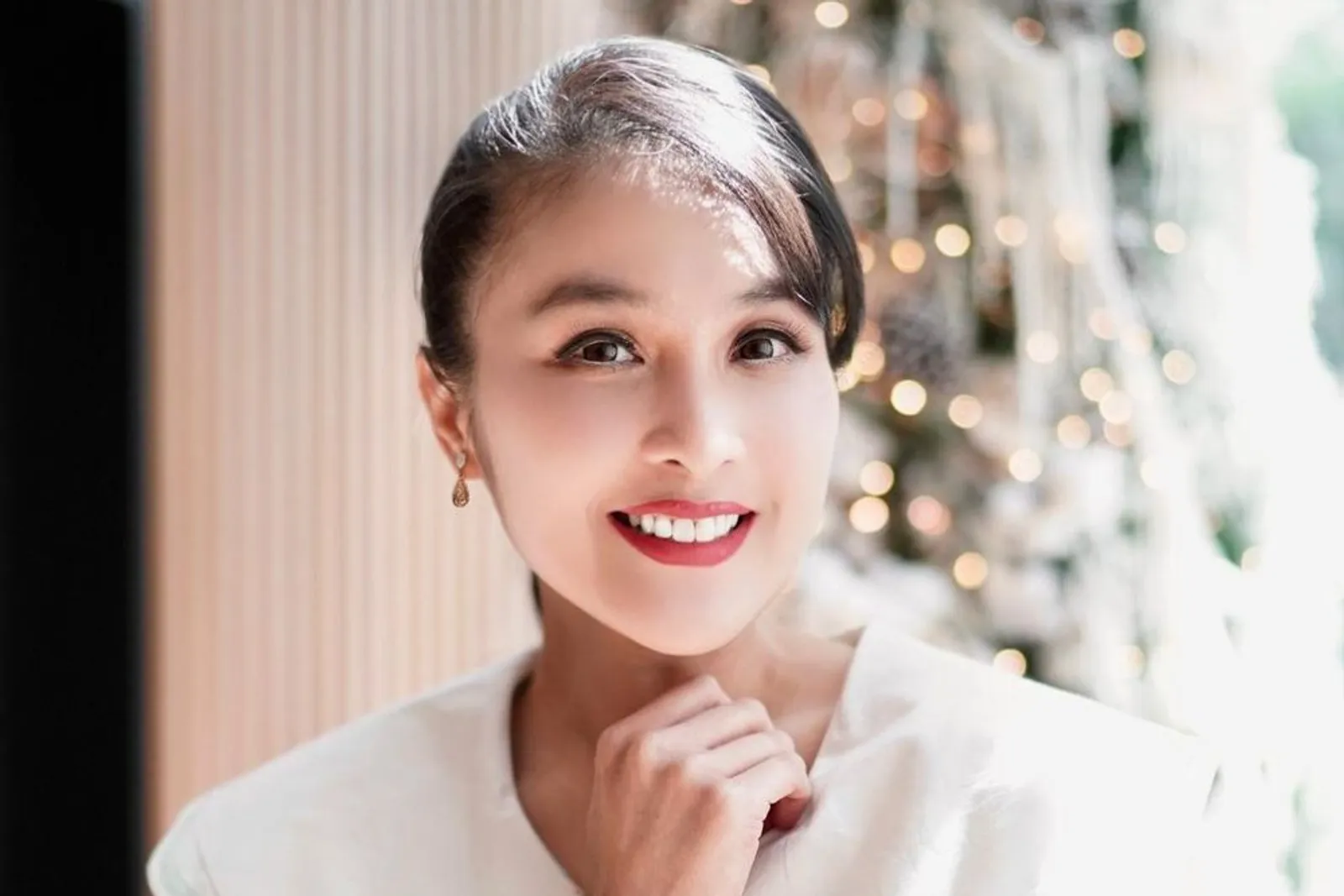Inspirasi Makeup Look untuk Hari Imlek dari Artis Keturunan Tionghoa