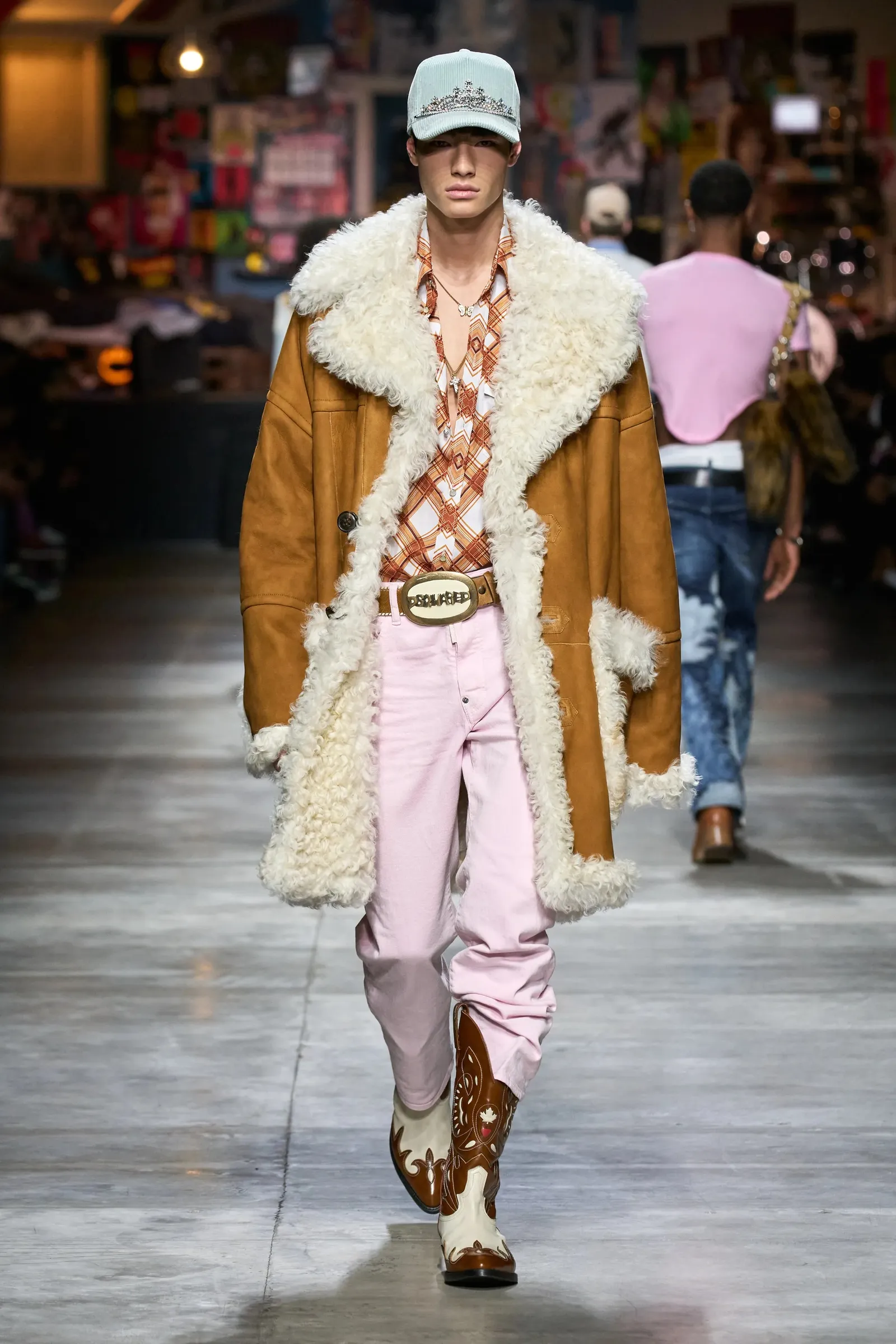 7 Hal Menarik di Fashion Show Dsquared2 Menswear Fall 2023