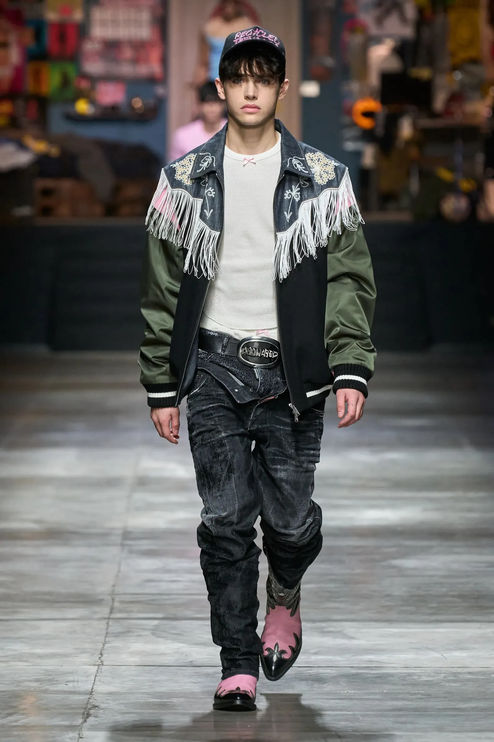 7 Hal Menarik di Fashion Show Dsquared2 Menswear Fall 2023