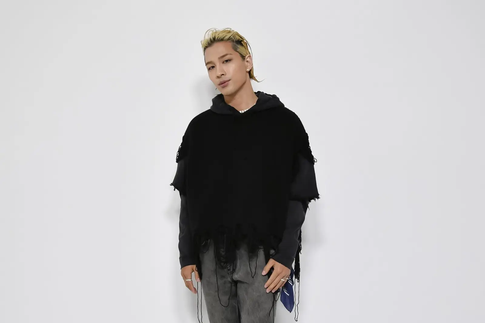 Taeyang Hadiri Fashion Week Sebagai Global Ambassador Givenchy